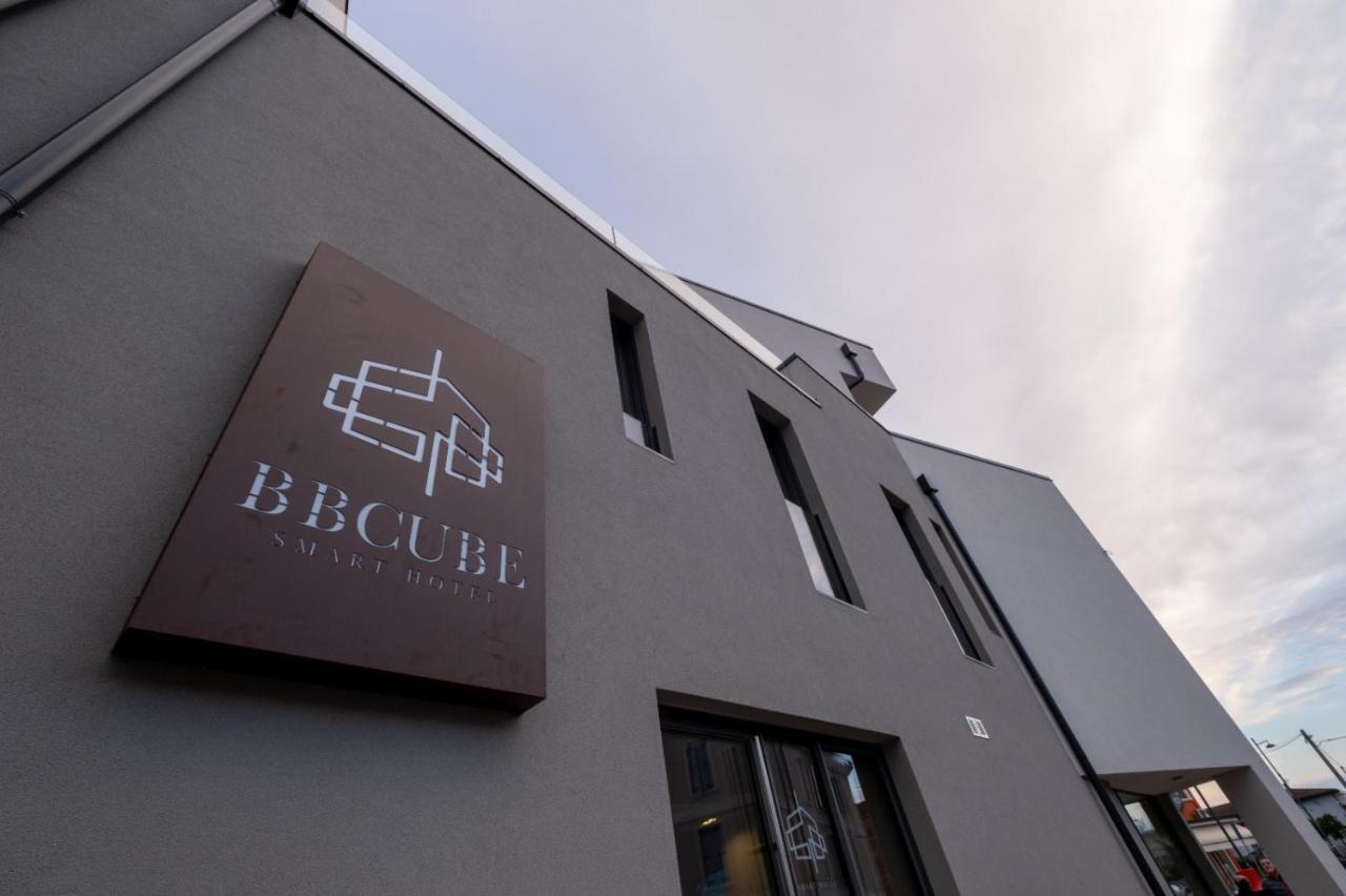 Hotel Bbcube à Porto Viro Extérieur photo