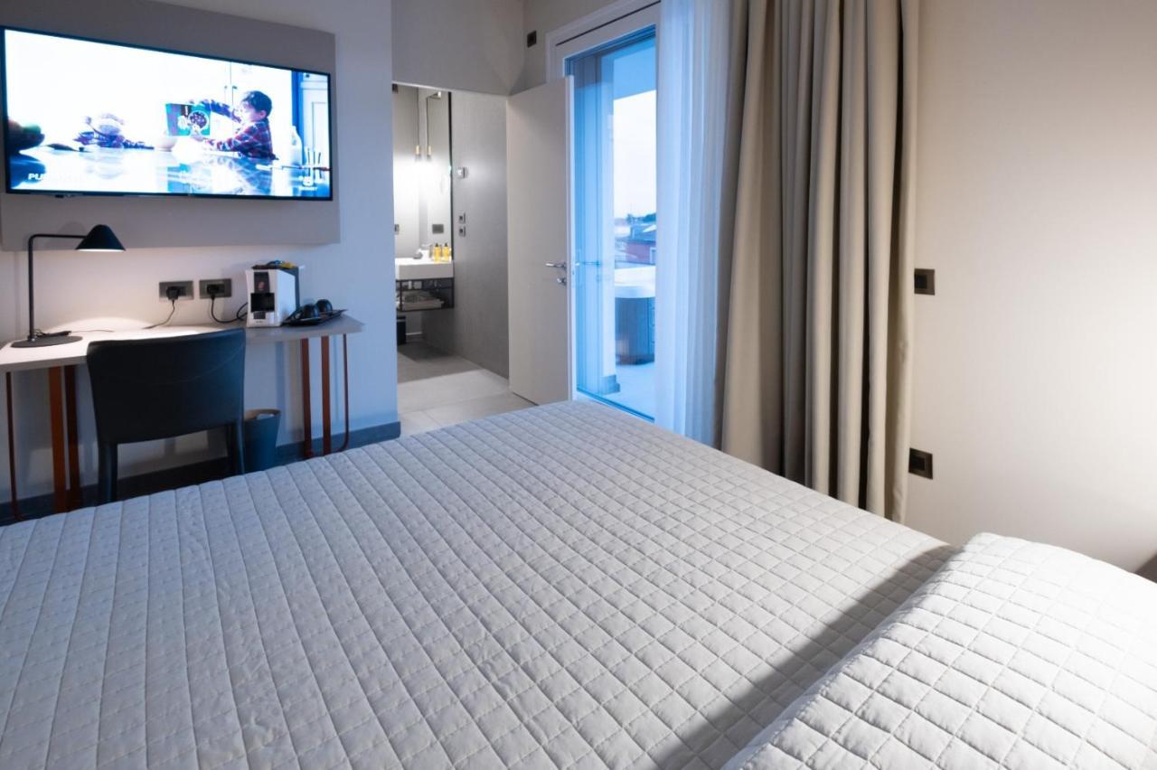 Hotel Bbcube à Porto Viro Extérieur photo